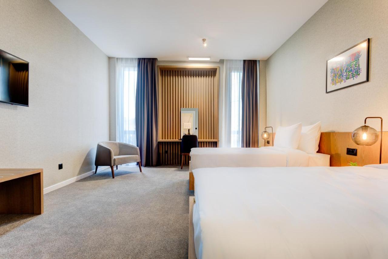 Hotel Zeta By Sambic Danilovgrad Buitenkant foto